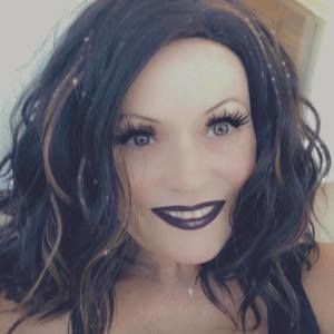 Meet your Posher, Deneen